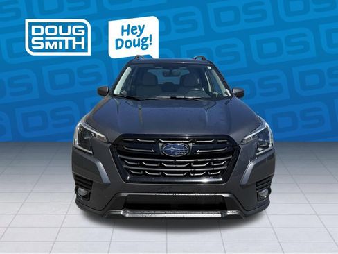 Certified 2023 Subaru Forester Premium AWD/4WD image 3
