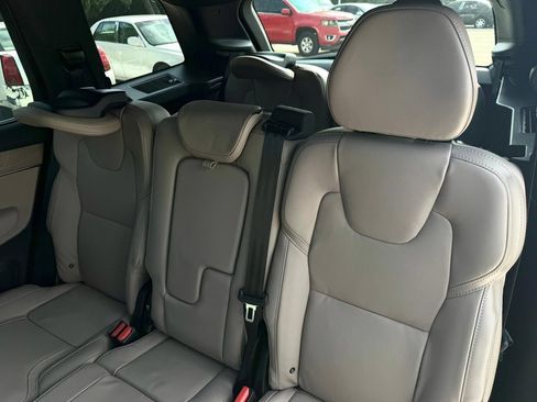 New 2026 Volvo XC90 T8 Ultra w/ Protection Package Premier AWD/4WD image 23