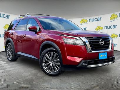Used 2022 Nissan Pathfinder SL w/ SL Premium Package