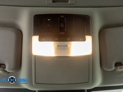 Used 2022 Nissan Sentra SR w/ SR Premium Package FWD image 24