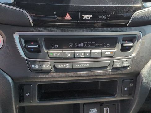 Used 2022 Honda Passport TrailSport image 19