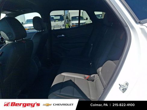 Certified 2025 Chevrolet Trax RS w/ Driver Confidence Package FWD image 12