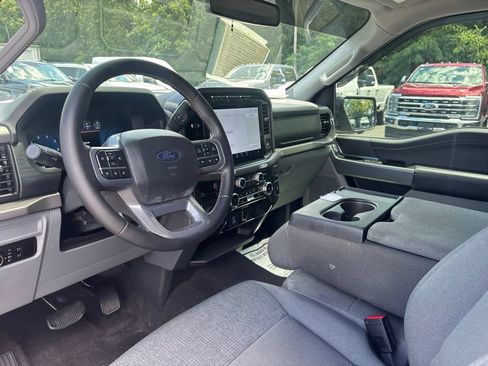 Used 2024 Ford F150 XLT RWD image 8
