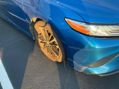 Used 2020 Toyota Camry XSE FWD image 3