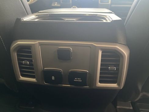 Used 2020 Ford F150 Lariat w/ FX4 Off-Road Package image 30
