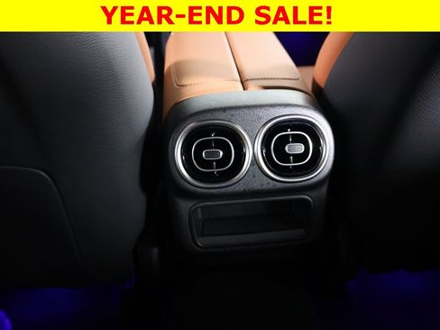 Certified 2025 Mercedes-Benz GLC 300 4MATIC image 40