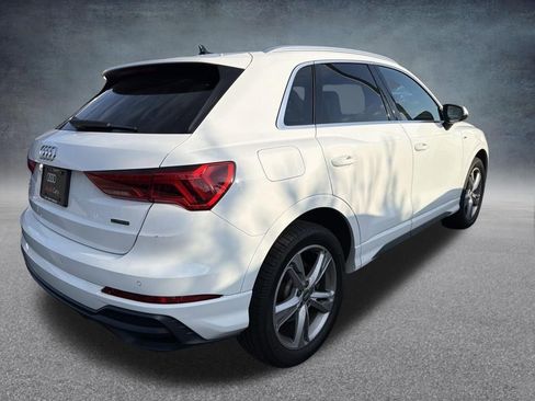 Used 2020 Audi Q3 2.0T Premium w/ Convenience Package AWD/4WD image 4