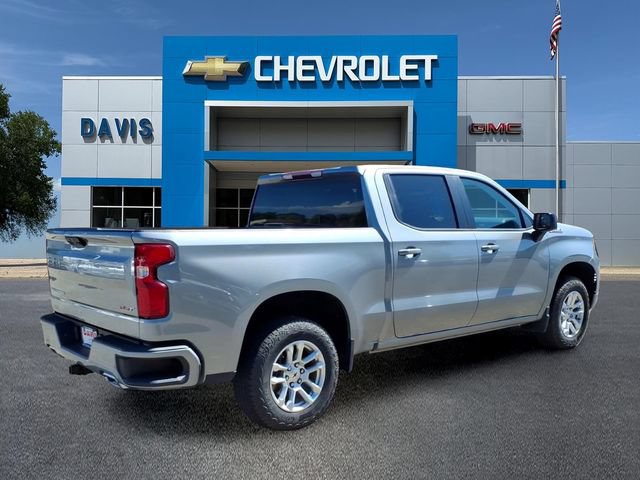 Used 2023 Chevrolet Silverado 1500 RST AWD/4WD image 3