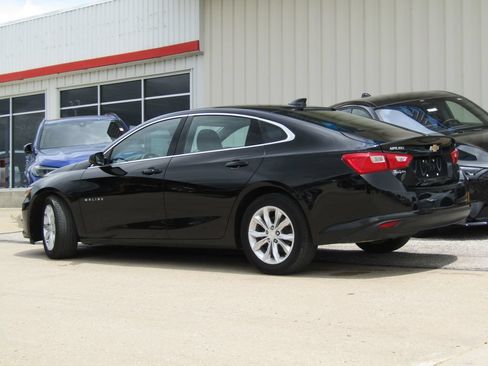 Used 2023 Chevrolet Malibu LT FWD image 10
