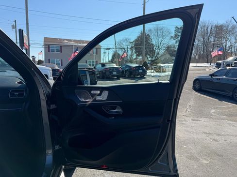 Used 2022 Mercedes-Benz GLS 450 GLS 450 image 23