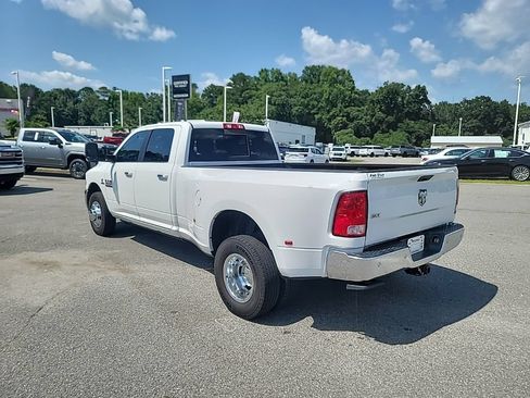 Used 2018 RAM 3500 SLT w/ Luxury Group RWD image 5
