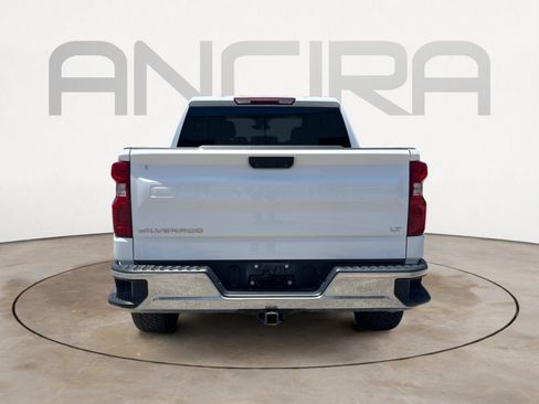 Used 2024 Chevrolet Silverado 1500 LT AWD/4WD image 9