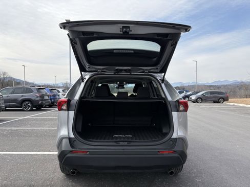 Used 2023 Toyota RAV4 LE image 11