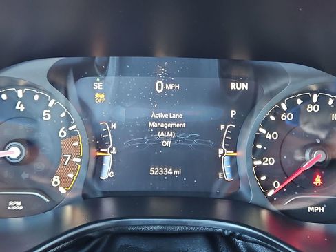 Used 2024 Jeep Compass Latitude image 13