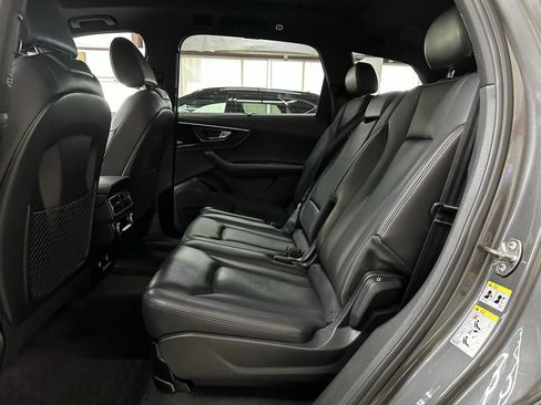 Used 2018 Audi Q7 3.0T Premium Plus w/ Premium Plus Package image 13