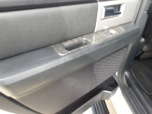 Used 2016 Ford Expedition Limited w/ Equipment Group 301A image 16