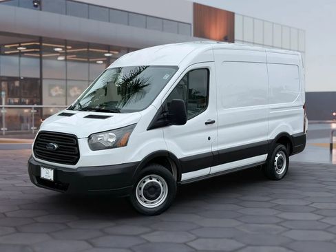Used 2019 Ford Transit 250 130 Medium Roof RWD image 2