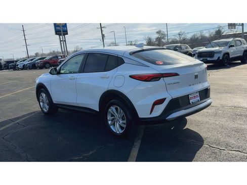 Certified 2025 Buick Envista Preferred image 6