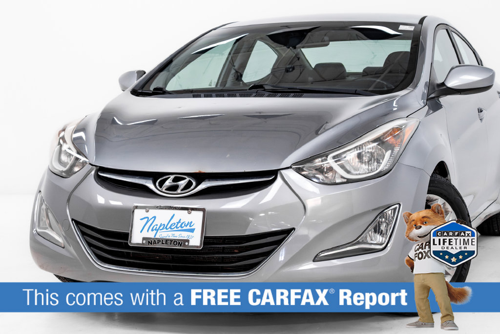 Used 2014 Hyundai Elantra SE w/ Option Group 02 FWD image 2