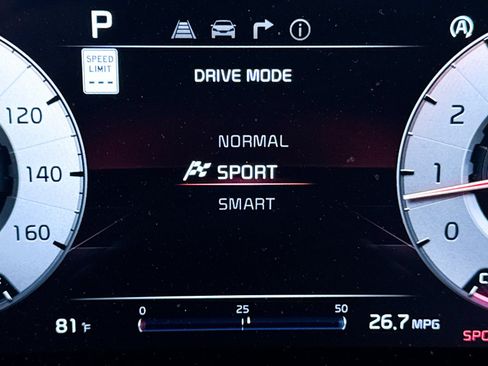 Used 2024 Kia Sportage SX FWD image 11