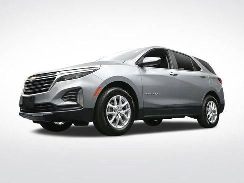 Used 2023 Chevrolet Equinox LT FWD image 24