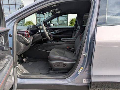 Used 2025 Chevrolet Blazer EV RS image 13