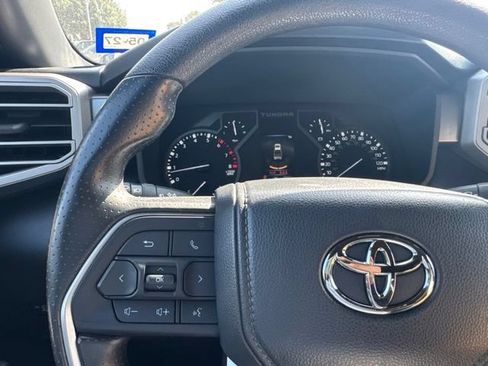 Used 2025 Toyota Tundra SR5 w/ SR5 Convenience Package AWD/4WD image 14