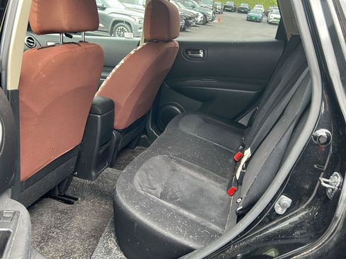 Used 2010 Nissan Rogue S Krom Edition AWD/4WD image 7