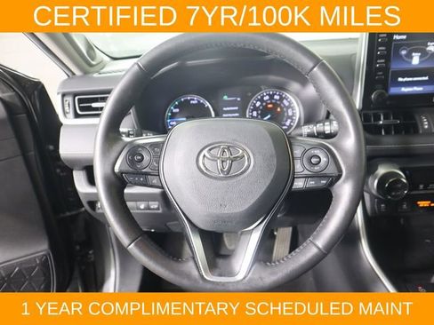 Used 2021 Toyota RAV4 XLE Premium AWD/4WD image 23