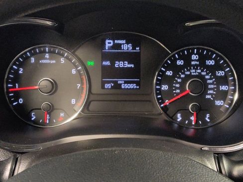 Used 2018 Kia Forte LX FWD image 23