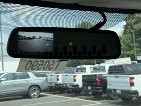 New 2025 Chevrolet Express 3500 Extended image 10