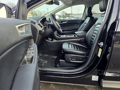 Used 2021 Ford Edge SEL w/ Convenience Package image 19