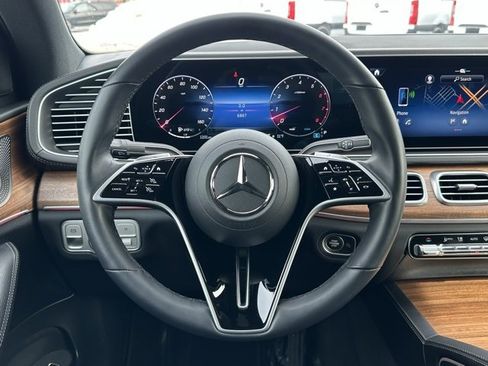 Certified 2025 Mercedes-Benz GLE 450 4MATIC Coupe image 13