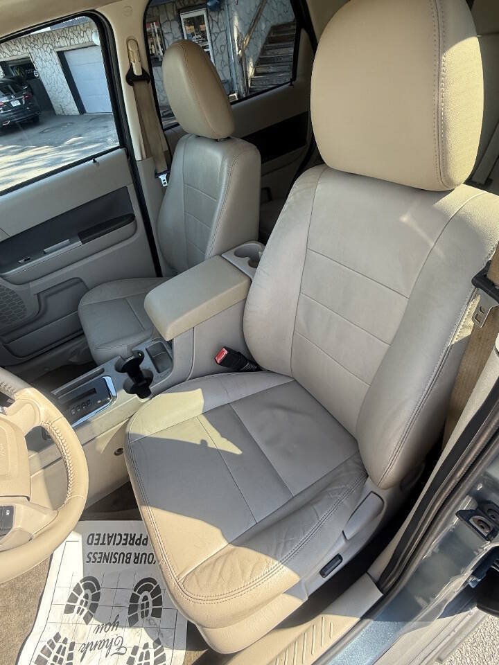 Used 2010 Ford Escape XLT FWD image 8