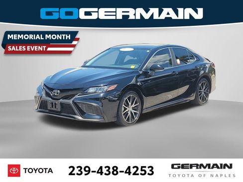 Certified 2024 Toyota Camry SE FWD image 1