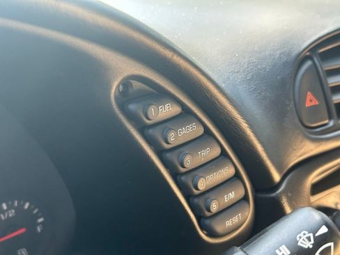 Used 1998 Chevrolet Corvette Convertible w/ Performance Handling Pkg image 17