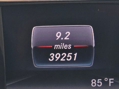 Used 2019 Mercedes-Benz GLA 250 image 42