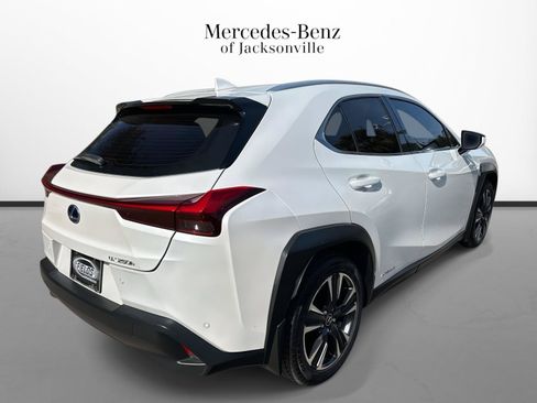Used 2022 Lexus UX 250h w/ Accessory Package (Z2) AWD/4WD image 3