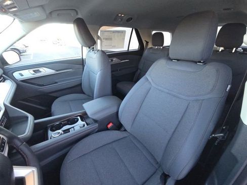 New 2026 Ford Explorer Active image 15