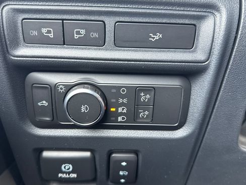 Certified 2022 Ford F150 Lariat image 34