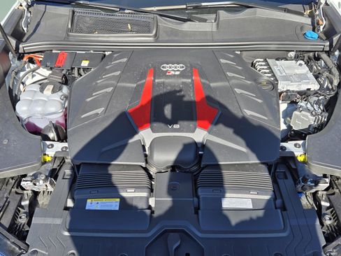 New 2026 Audi RS Q8 performance image 23