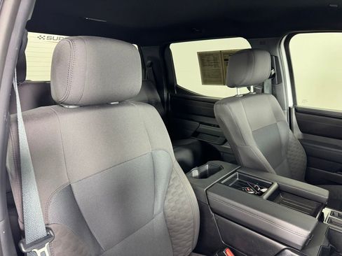 Used 2025 Toyota Tundra SR image 28