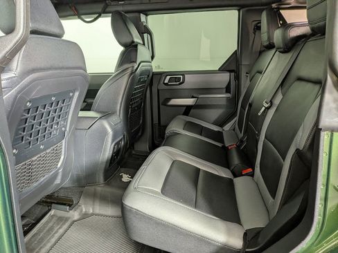 Used 2022 Ford Bronco Black Diamond image 36