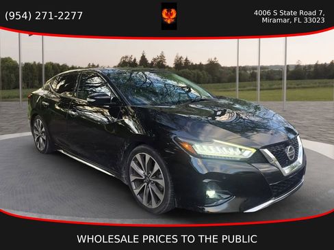 Used 2019 Nissan Maxima Platinum w/ Sport Mat Group FWD image 3