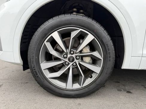 Used 2024 Audi Q5 2.0T Premium Plus AWD/4WD image 28