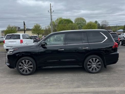 Used 2018 Lexus LX 570 4WD w/ Luxury Package image 5