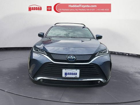 Used 2024 Toyota Venza XLE AWD/4WD image 9