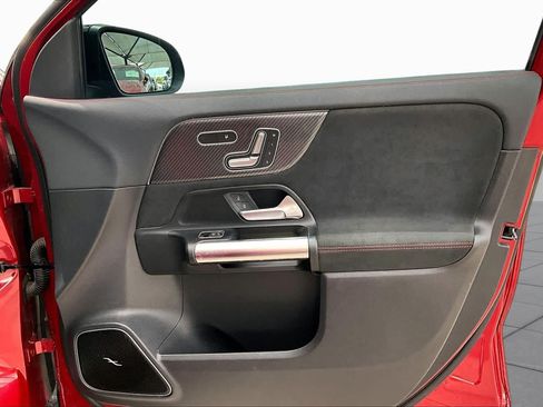 Certified 2021 Mercedes-Benz GLA 250 image 23