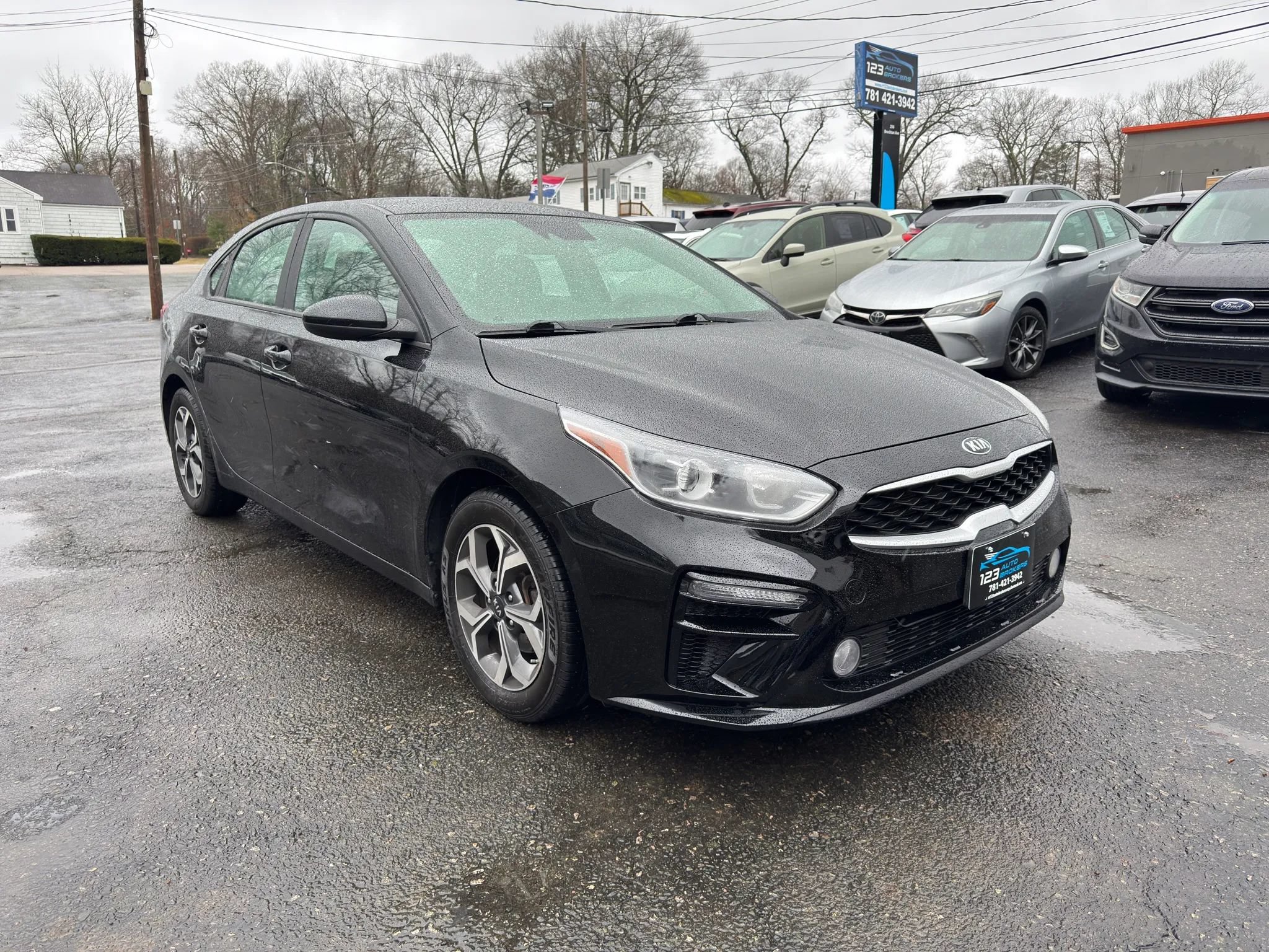 Used 2019 Kia Forte LXS FWD image 1
