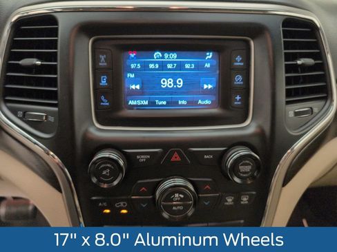 Used 2014 Jeep Grand Cherokee Laredo w/ Quick Order Package 23E image 24